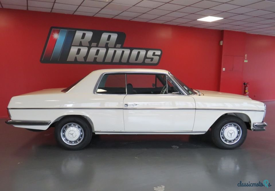 1972' Mercedes-Benz 250 photo #4