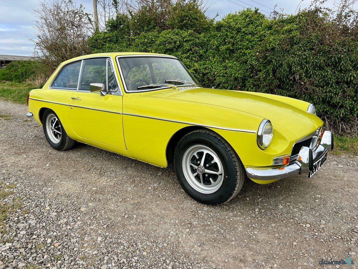 1974' MG MGB photo #1