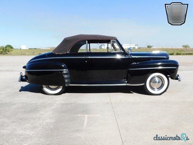 1947' Ford Deluxe photo #3