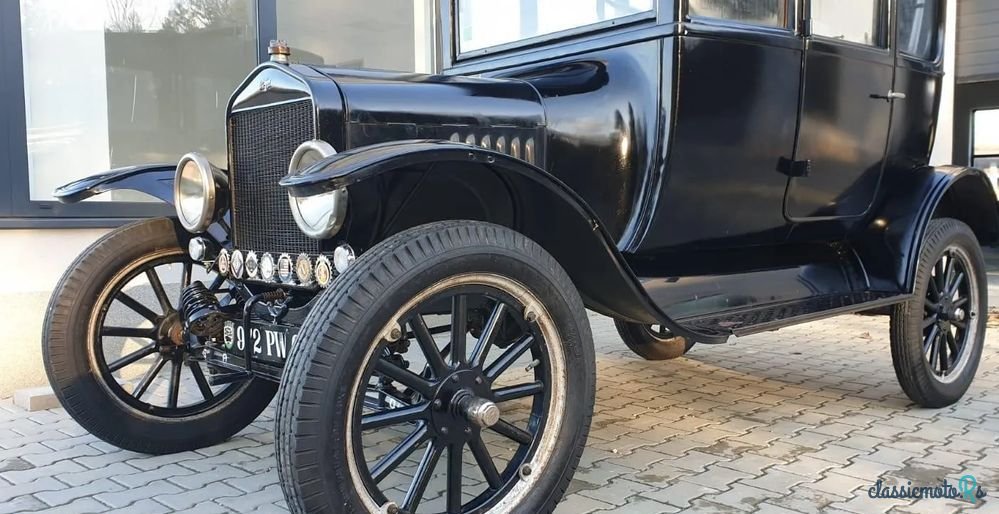 1919' Ford T photo #2