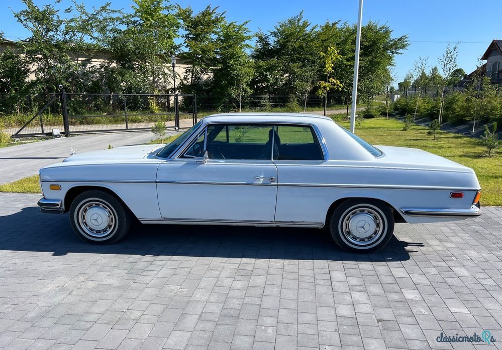 1972' Mercedes-Benz W114 photo #3