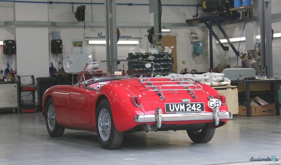1957' MG MGA photo #3