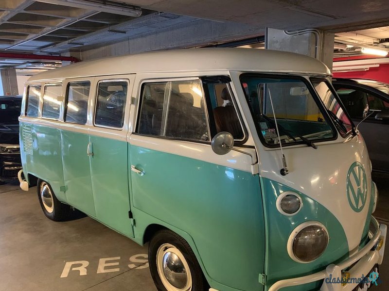 1975' Volkswagen Type 2 photo #5