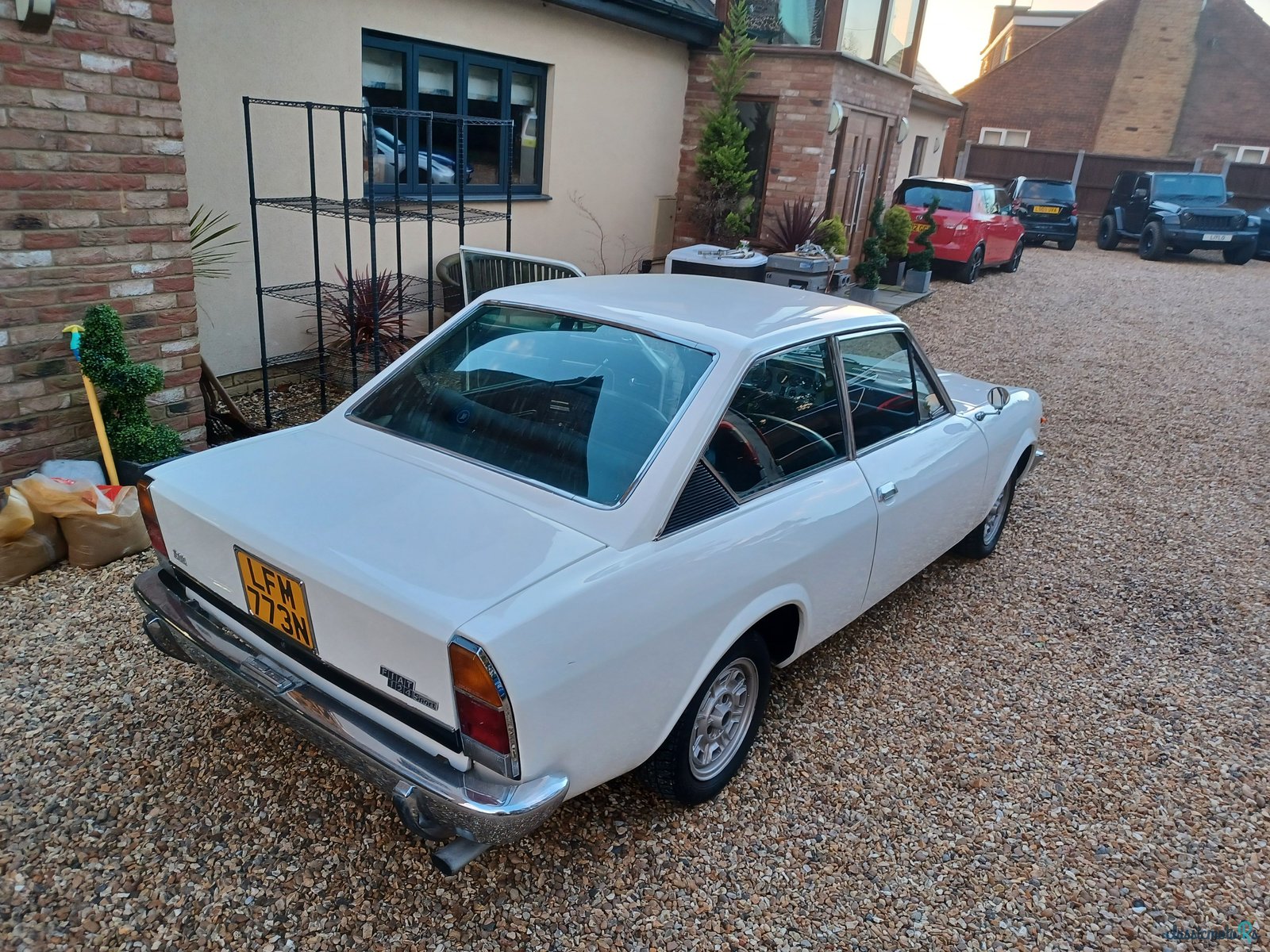 1974' Fiat 124 photo #3