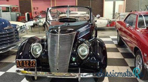 1937' Ford Series 78 4 Door Convertible photo #3