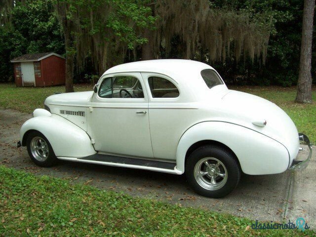 1939' Chevrolet Master Deluxe photo #1