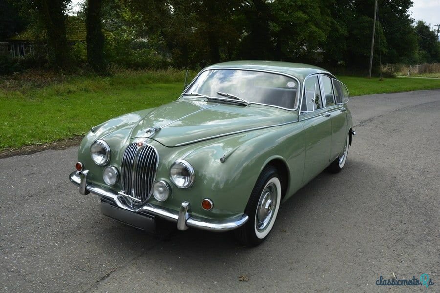 1967' Jaguar Mark 2 photo #2