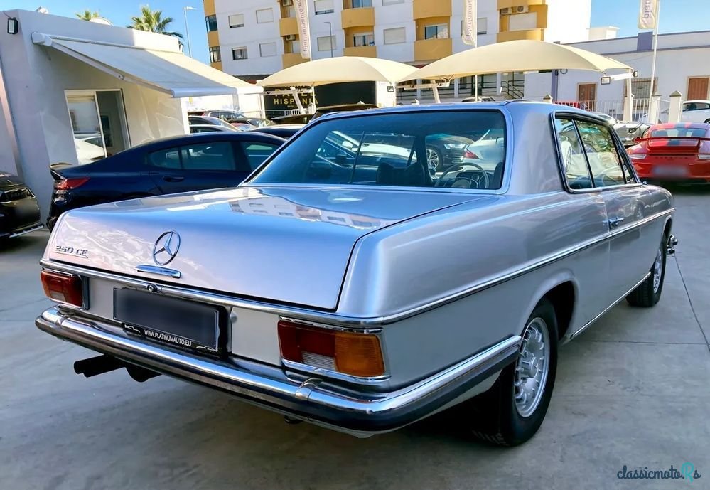 1971' Mercedes-Benz 250 photo #3
