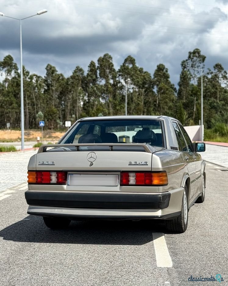1987' Mercedes-Benz 190 E 2.3 photo #2