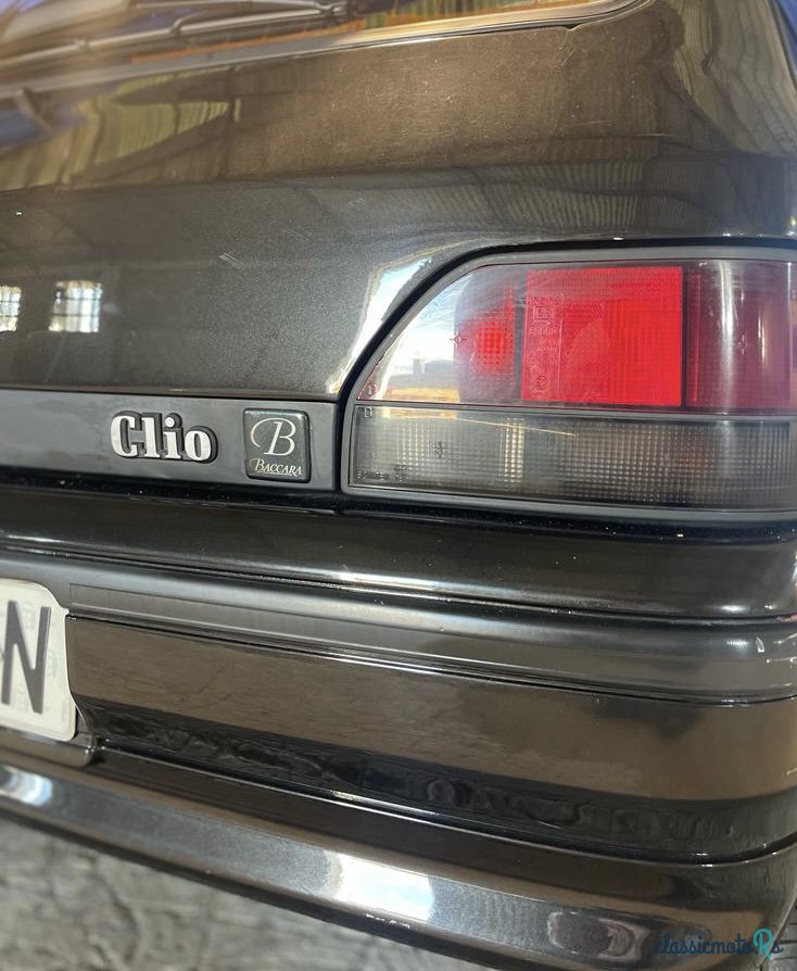1992' Renault Clío Baccara 1400 Aut. photo #2