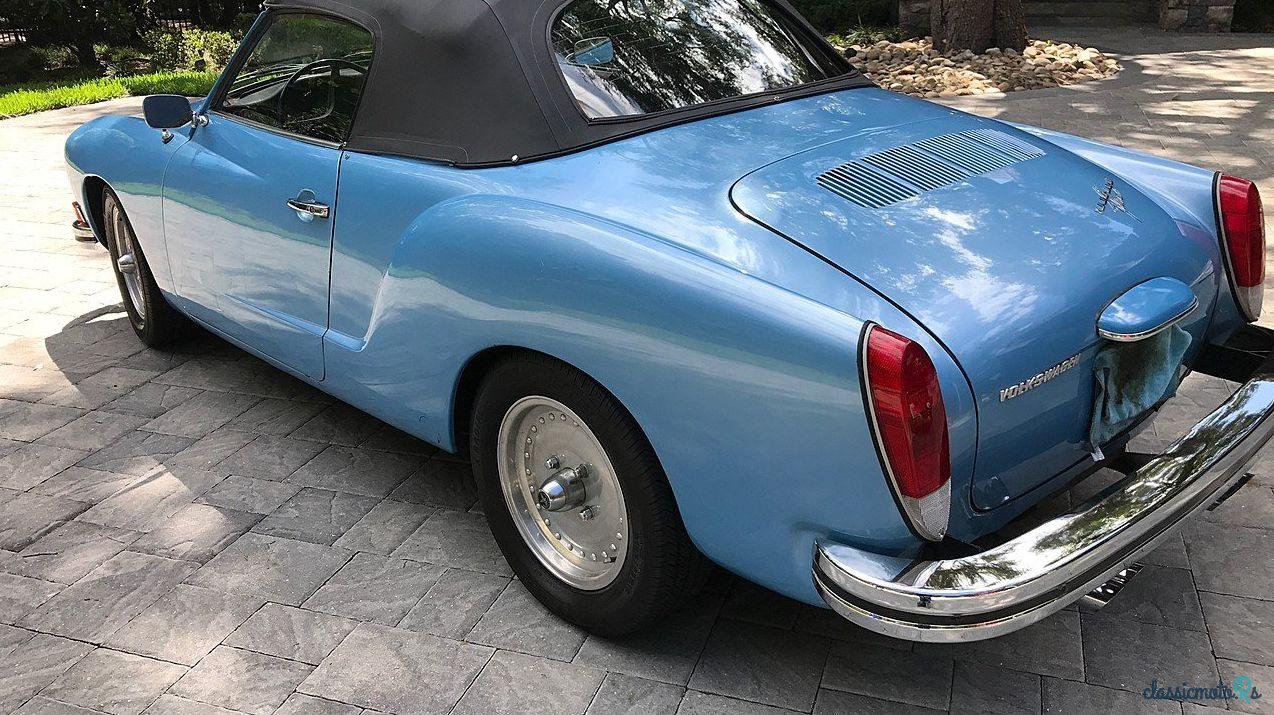 1974' Volkswagen Karmann-Ghia photo #4