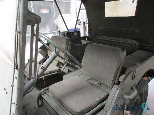 1942' Willys Jeep photo #6