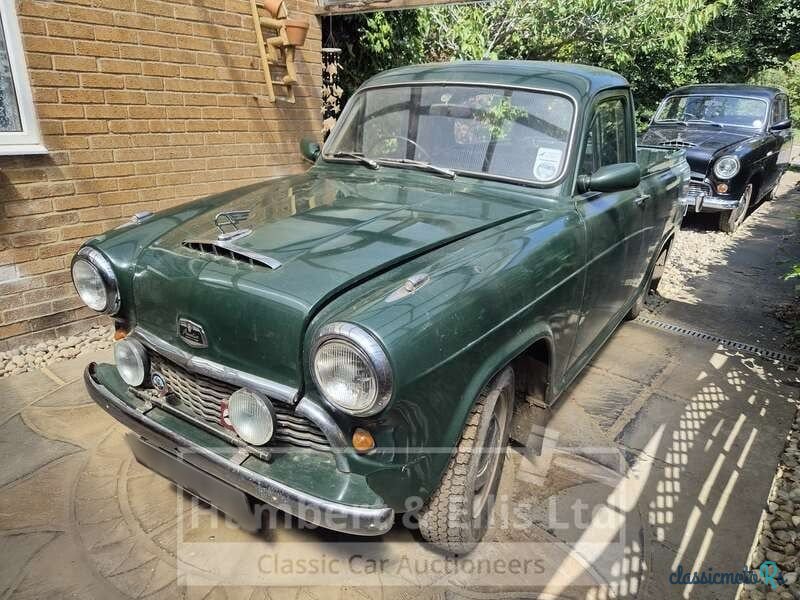1961' Austin A55 photo #2