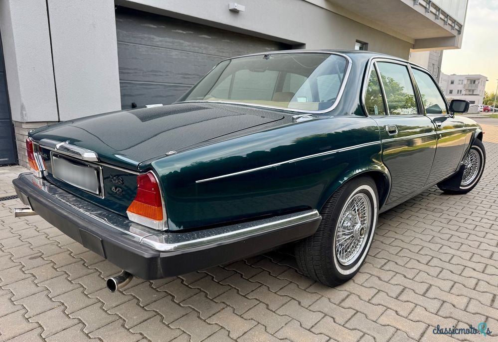 1980' Jaguar XJ photo #4