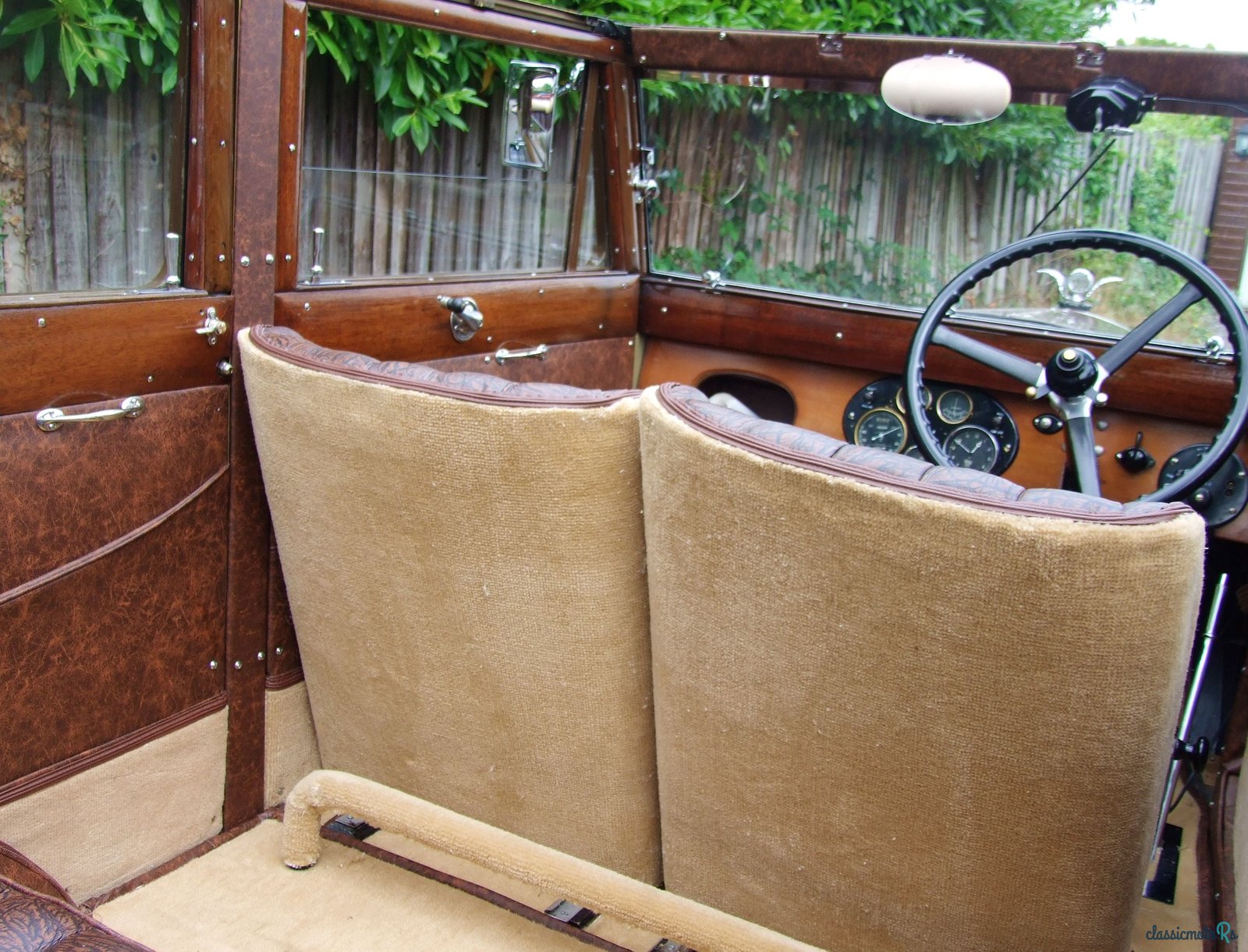 1929' Singer photo #4