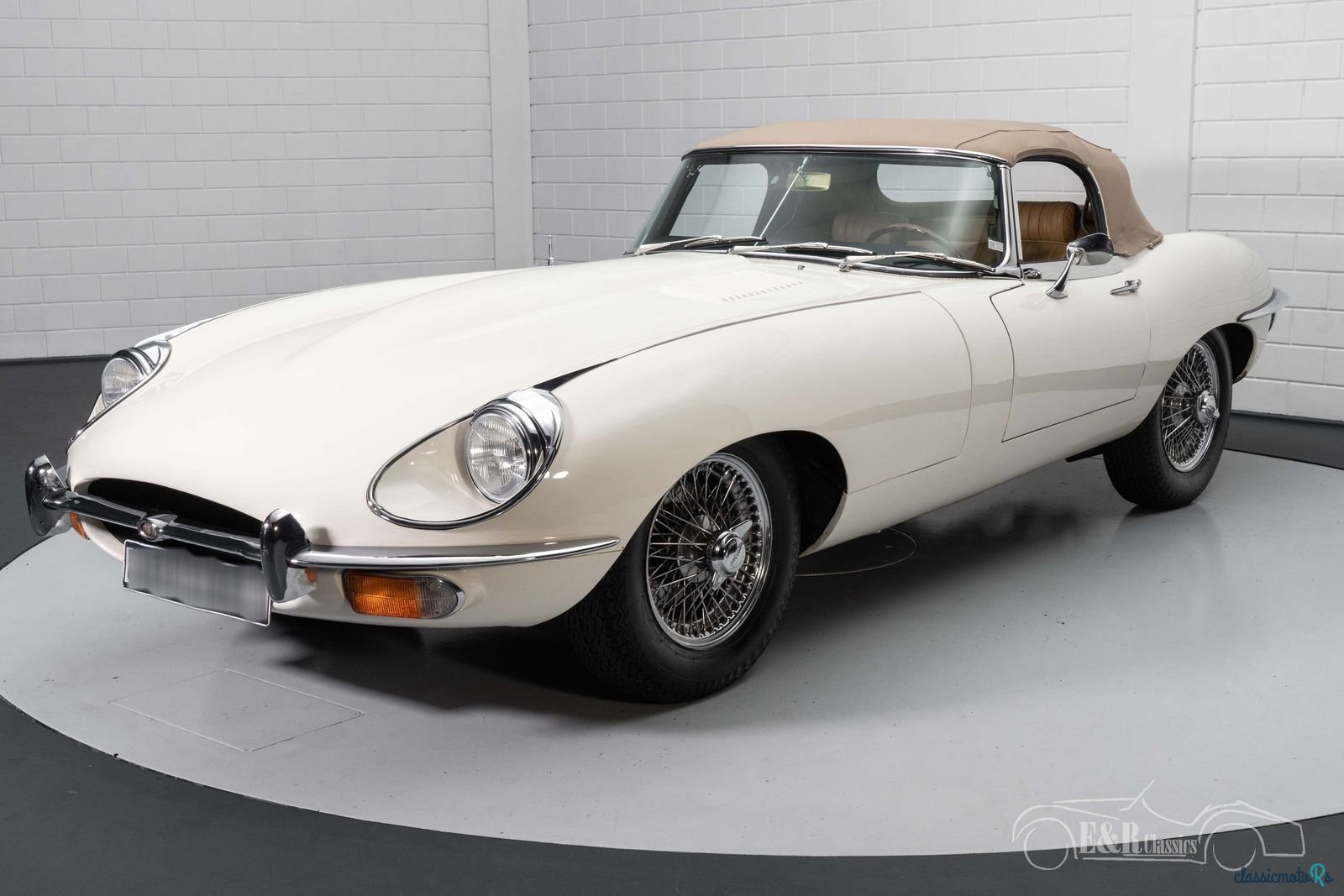 1969' Jaguar E-Type Convertible photo #4