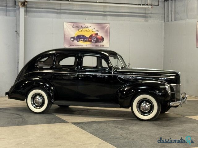 1940' Ford Deluxe photo #6