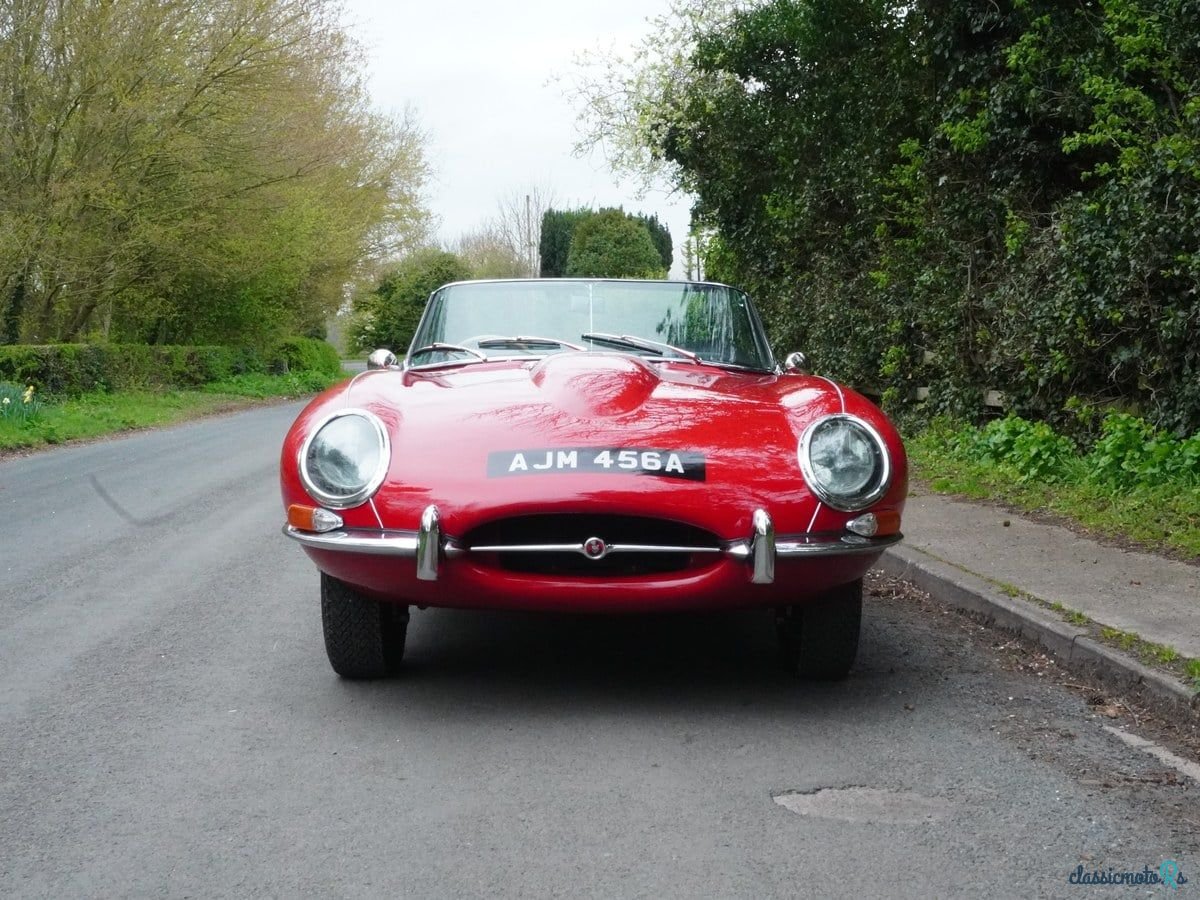 1963' Jaguar E-Type photo #2