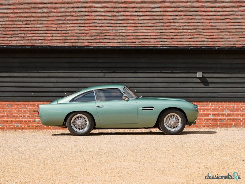 1961' Aston Martin DB4 photo #2