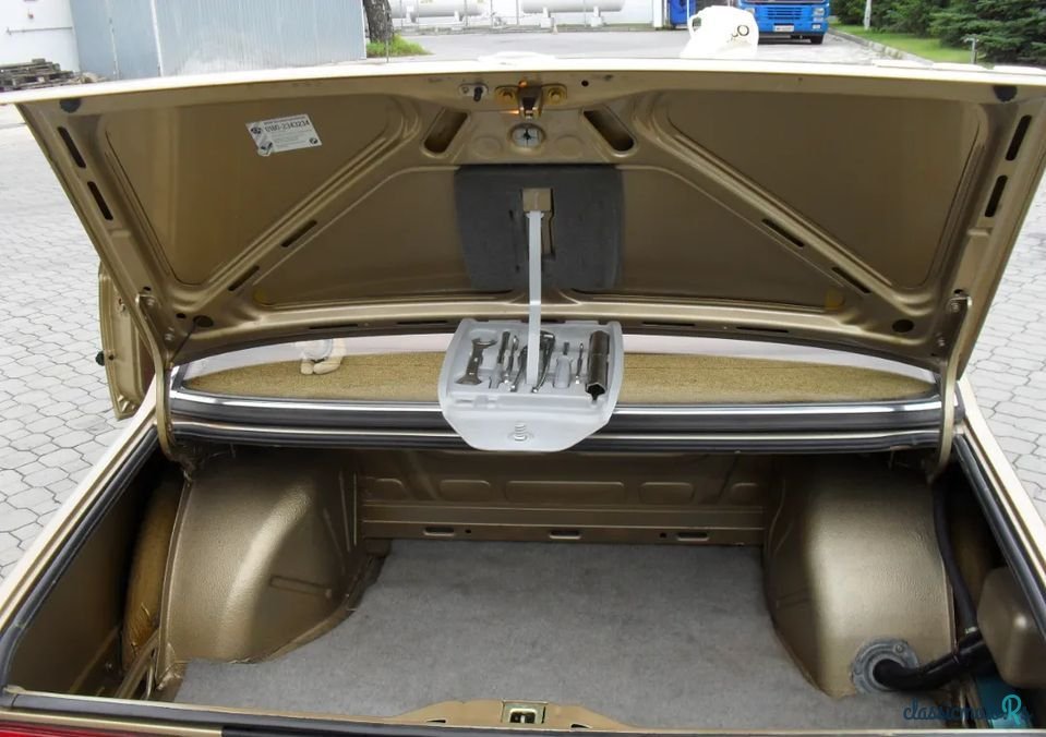 1980' BMW Seria 3 photo #4