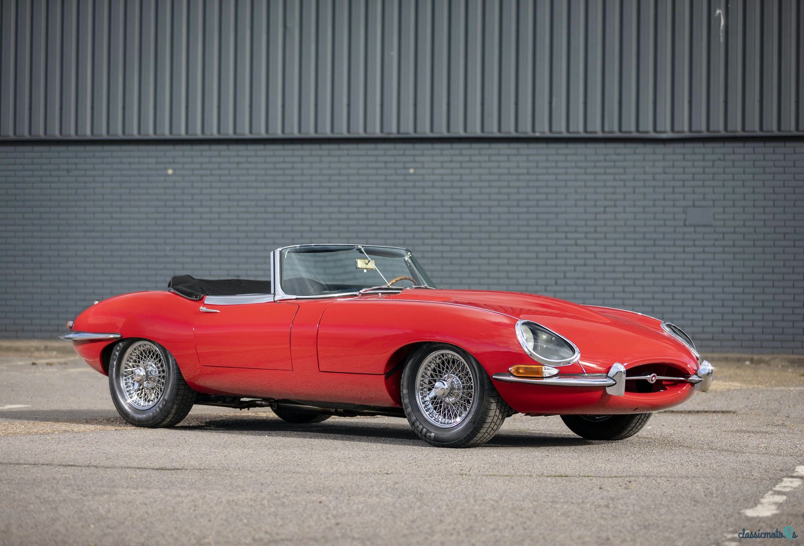 1966' Jaguar E-Type photo #2