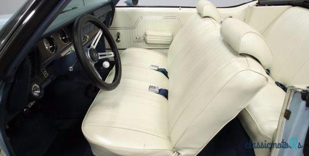 1970' Oldsmobile Cutlass photo #3