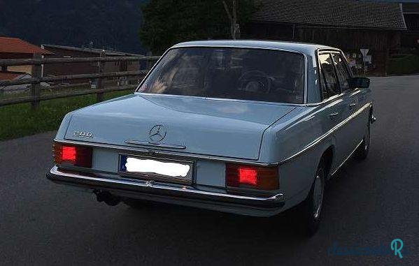 1974' Mercedes-Benz 200 photo #2