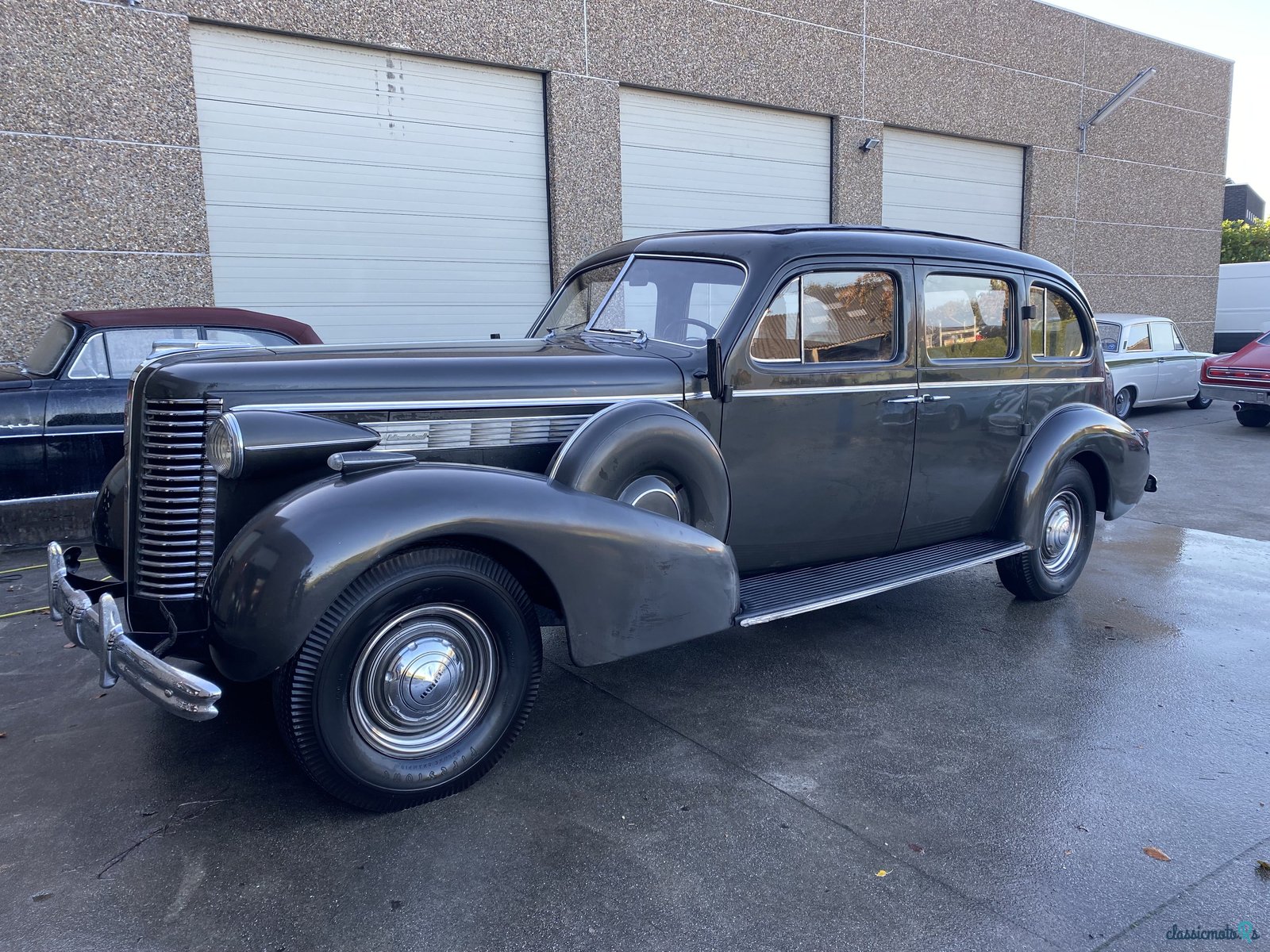 1938' Buick Limited Touring Sedan photo #5
