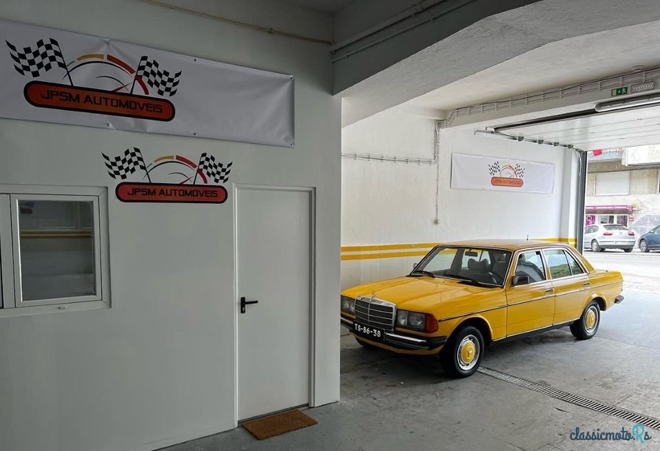 1978' Mercedes-Benz 200 photo #5