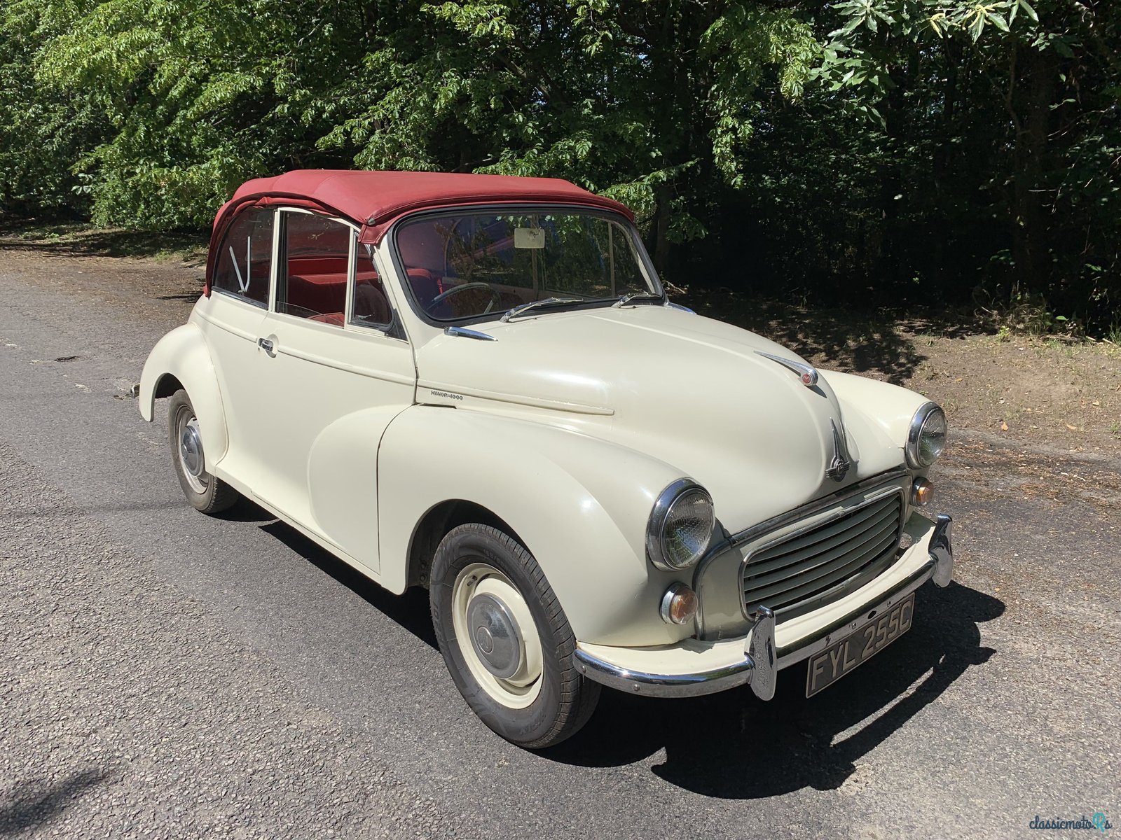 1965' Morris Minor photo #3