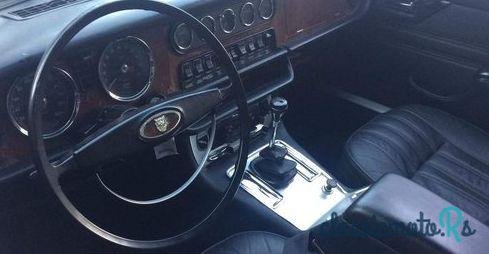 1970' Jaguar XJ6 photo #2