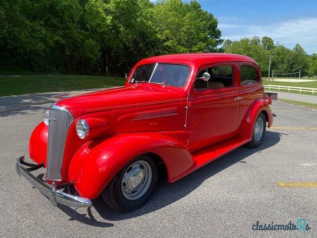 1937' Chevrolet Master Deluxe photo #1