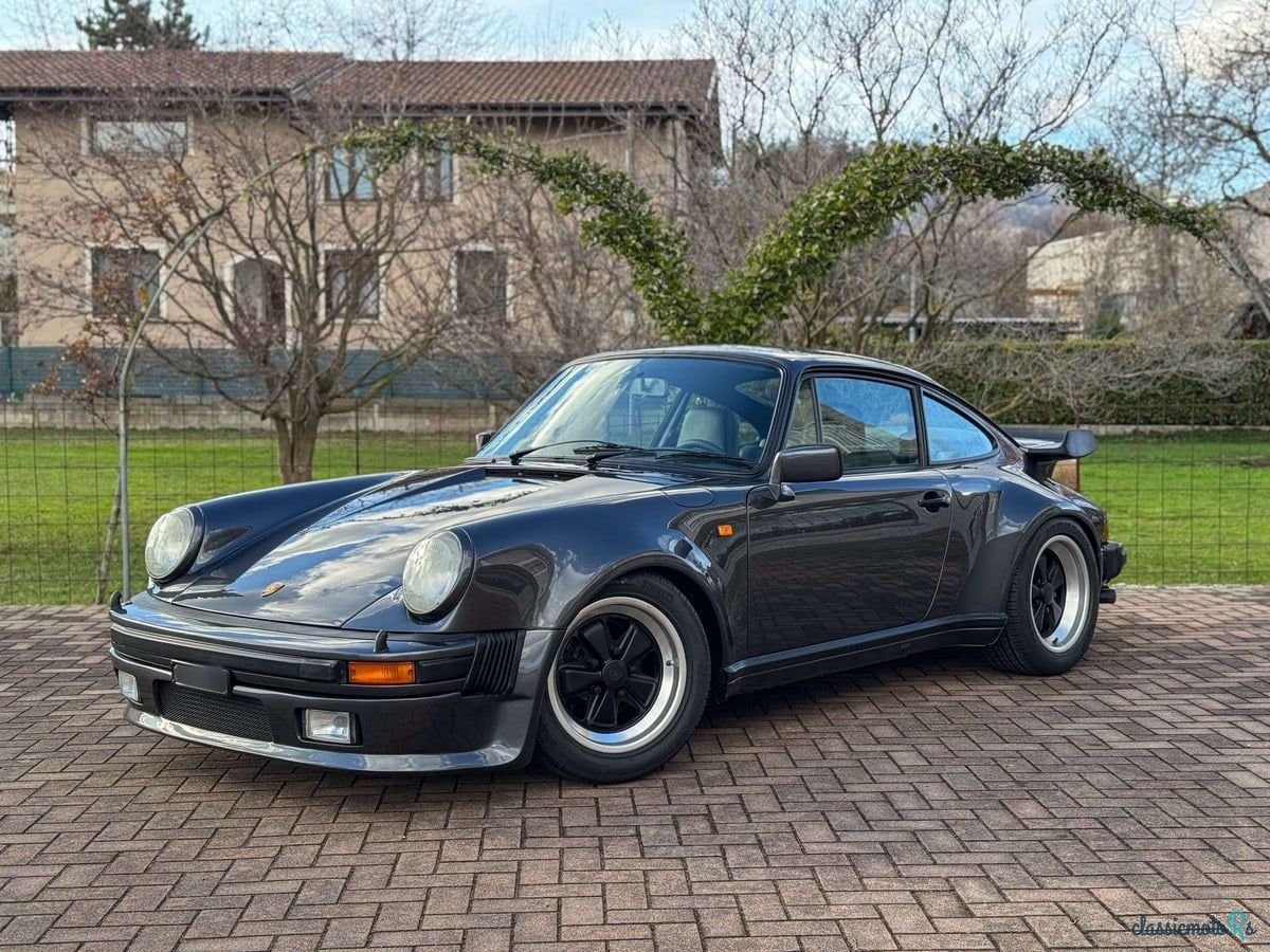 1980' Porsche 930911 photo #1