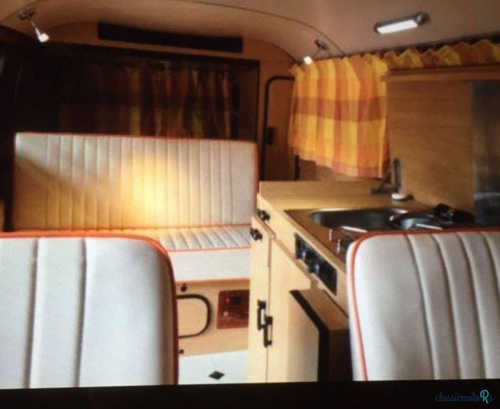 1971' Volkswagen Typ 2 photo #1