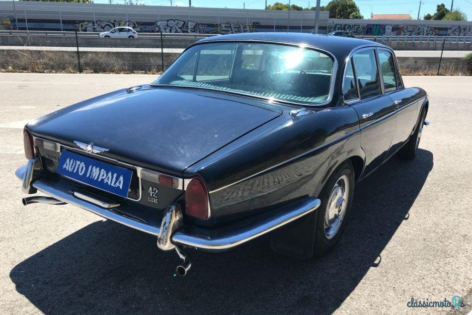 1970' Jaguar XJ photo #3