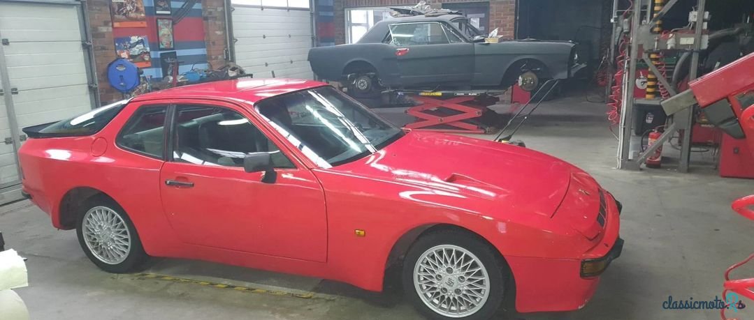 1979' Porsche 924 photo #2