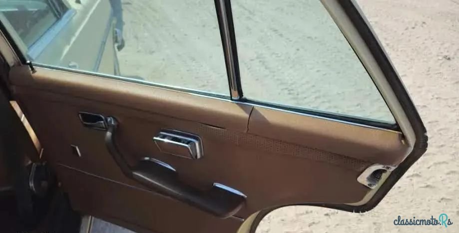 1972' Mercedes-Benz 280 SEL photo #6