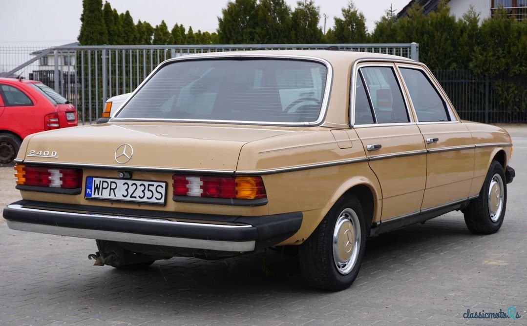 1978' Mercedes-Benz W123 photo #5