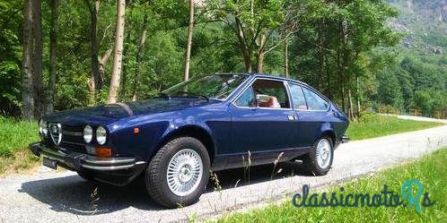 1979' Alfa Romeo Alfetta Gtv 2000 photo #1