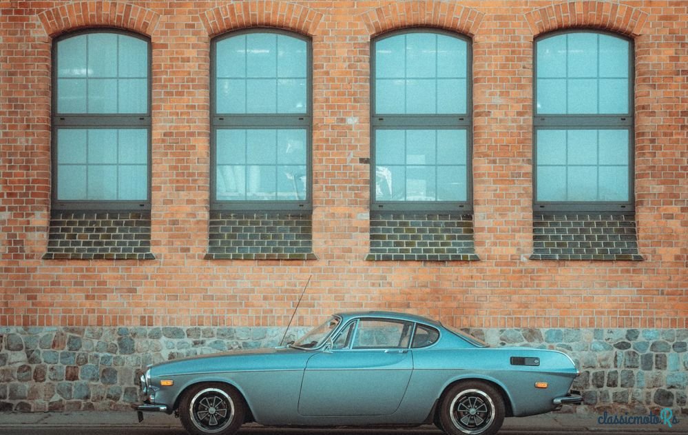 1969' Volvo P1800 photo #1