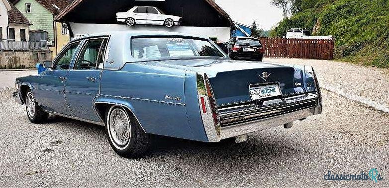 1977' Cadillac Deville photo #2