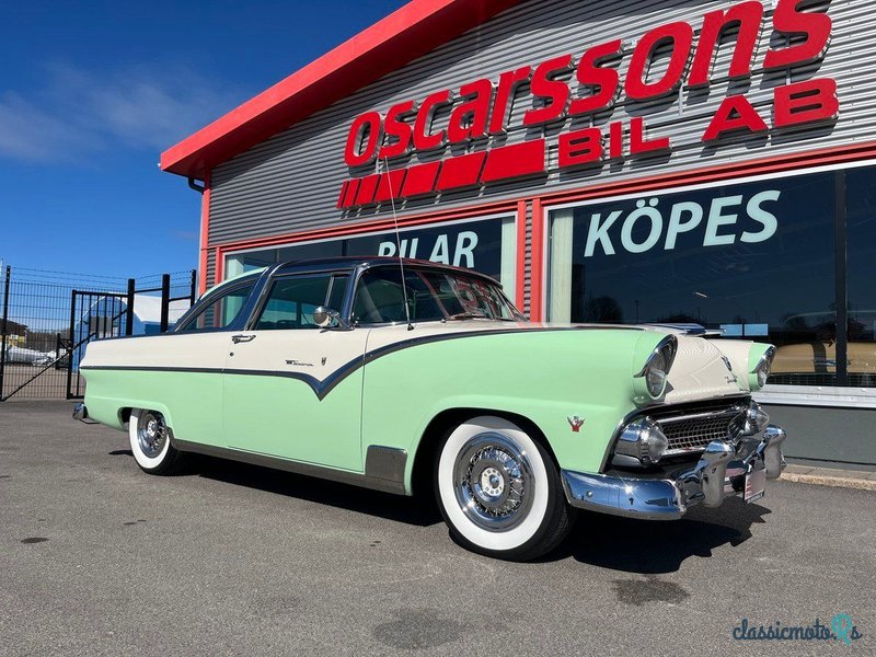 1955' Ford Crown Victoria photo #4