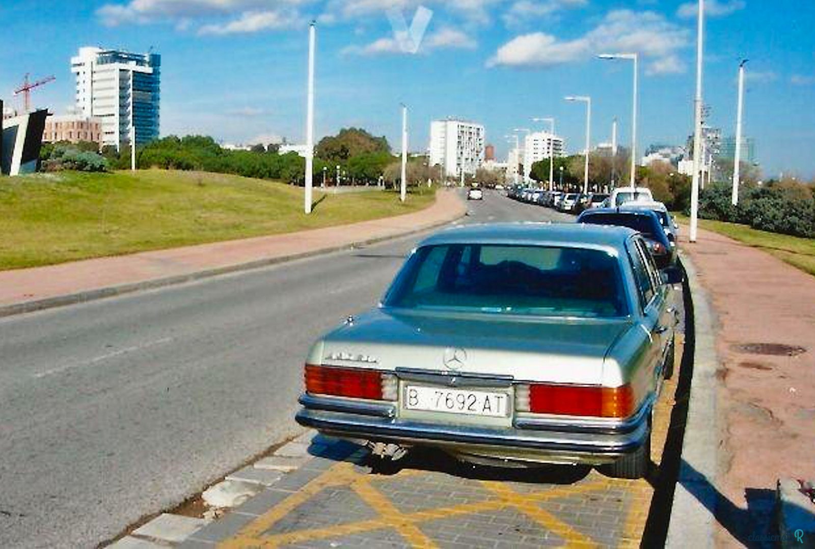 1974' Mercedes-Benz 450 photo #2