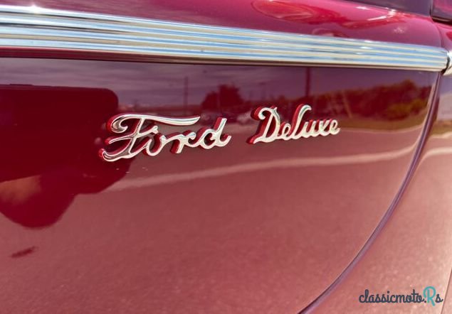 1940' Ford Deluxe photo #2