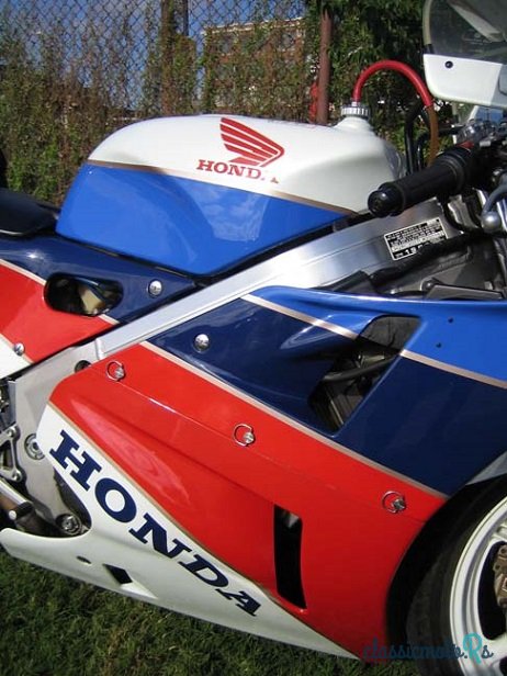 1990' Honda 748 photo #5