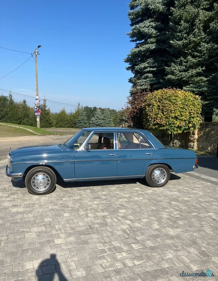 1973' Mercedes-Benz W115 photo #4