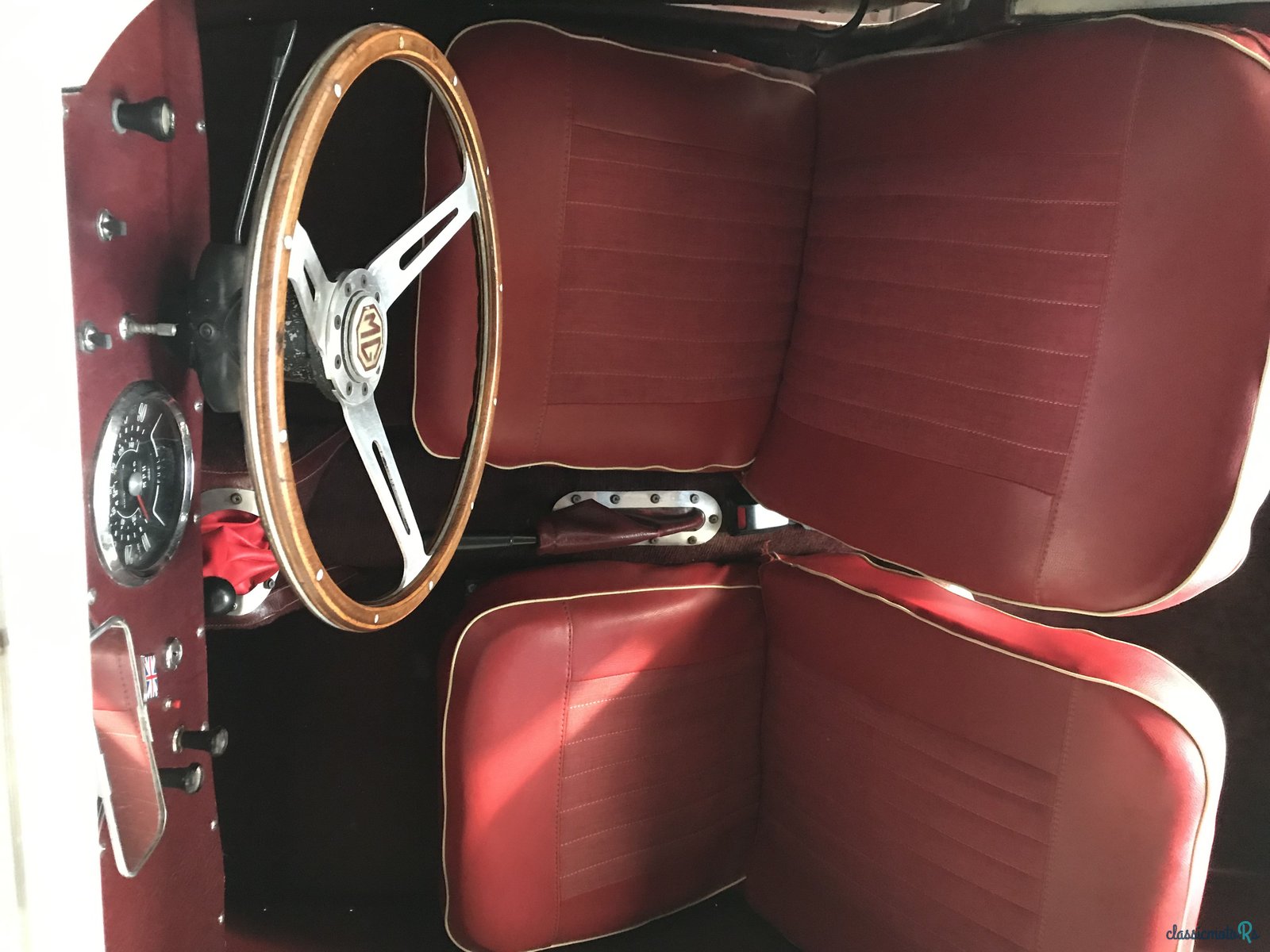 1965' MG Triumph Herald photo #3