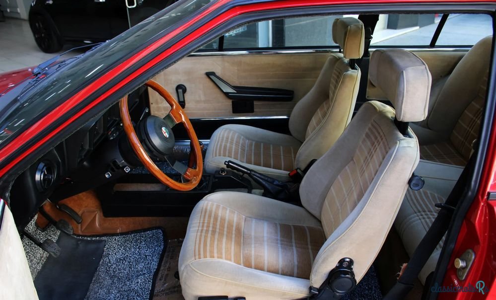 1982' Alfa Romeo GTV photo #6