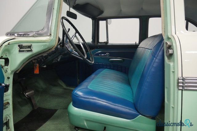 1956' Ford Fairlane photo #3