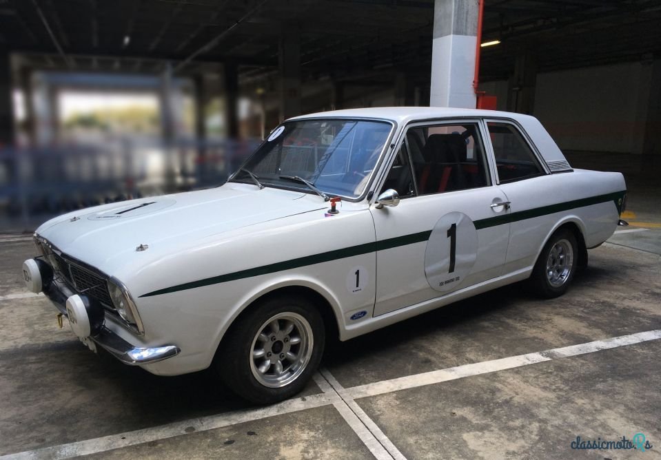 1969' Ford Escort photo #2